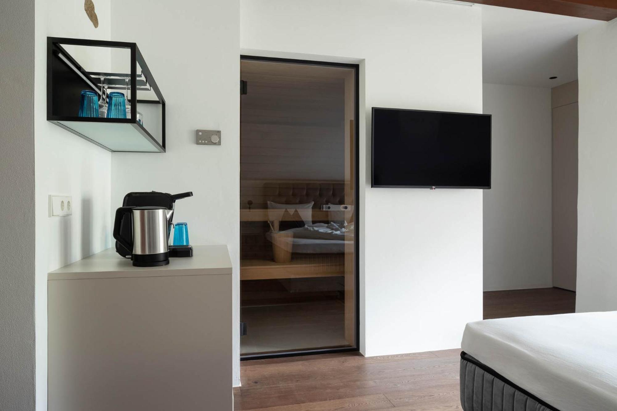 Ansitz Battisti Suites (Adults Only) Caldaro Værelse billede